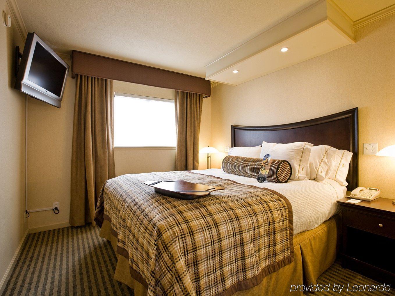 Hotel Strata Mountain View Zewnętrze zdjęcie